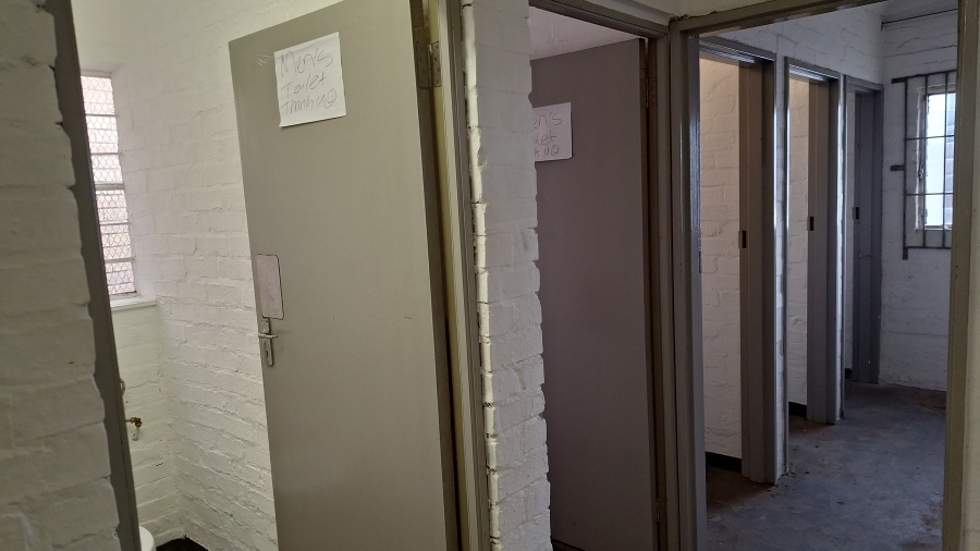 To Let Commercial Property for Rent in Ottery Western Cape